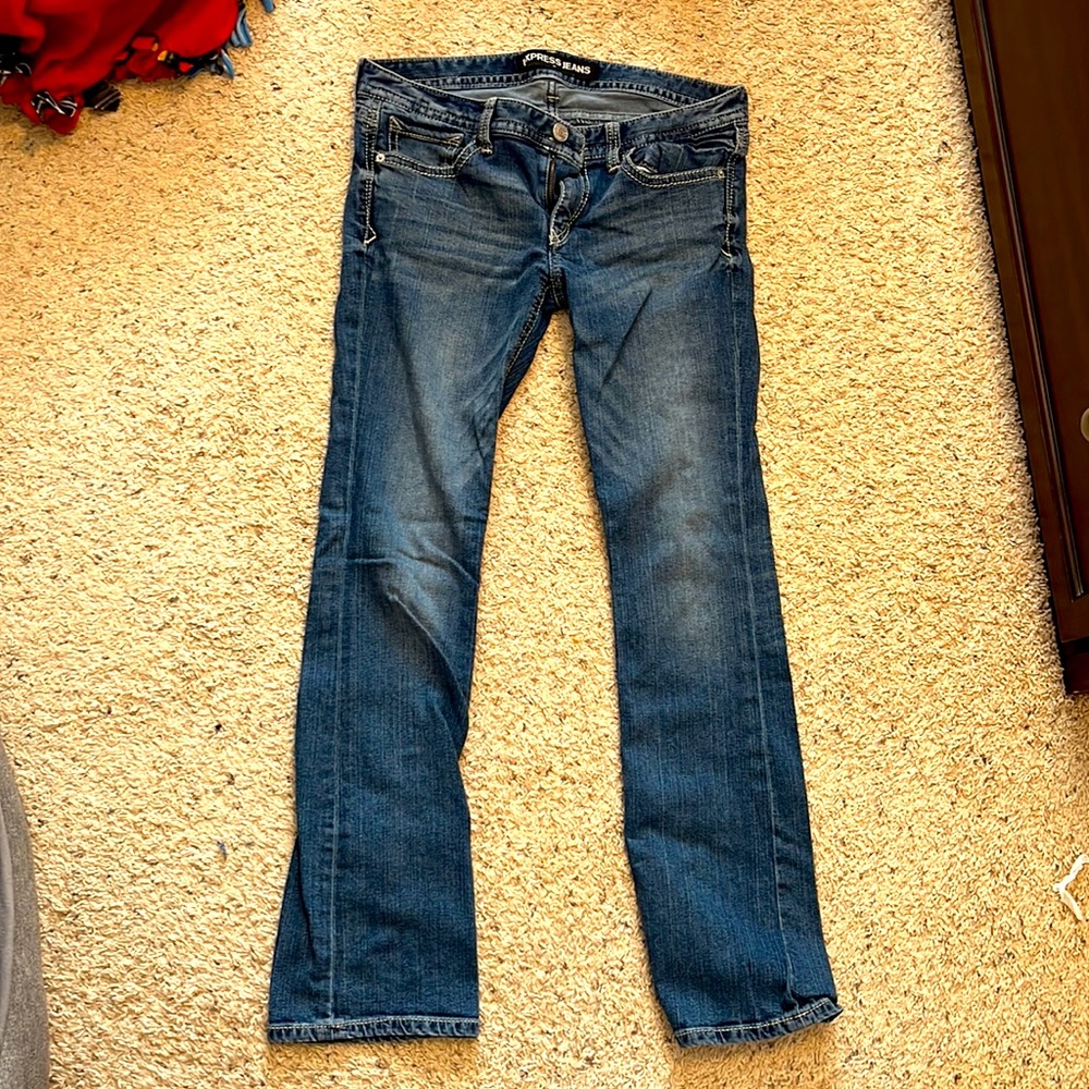 Express Jeans. Low rise. Boot cut. 10R.
